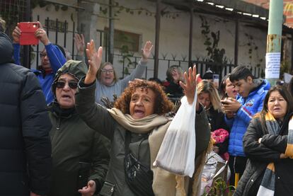 People praying during the mass dedicated to Pope Francis in Buenos Aires; September 5, 2023.