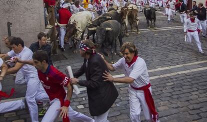 El octavo y último encierro, a la altura de la curva de Estafeta.