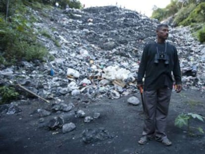 The father of one of the students at the Cocula trash dump.