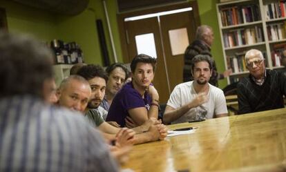 Imagen de la reunión de Podemos en Granollers.