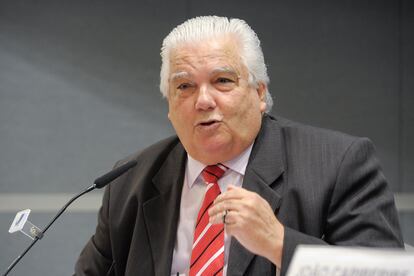 Marco Antônio Raupp, ex-ministro da Ciência, Tecnologia e Inovação, em um evento no Senado, em agosto de 2012