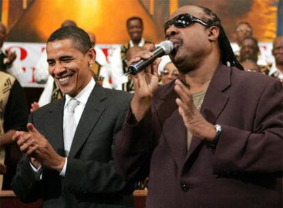 Barack Obama y Stevie Wonder en Los Ángeles.