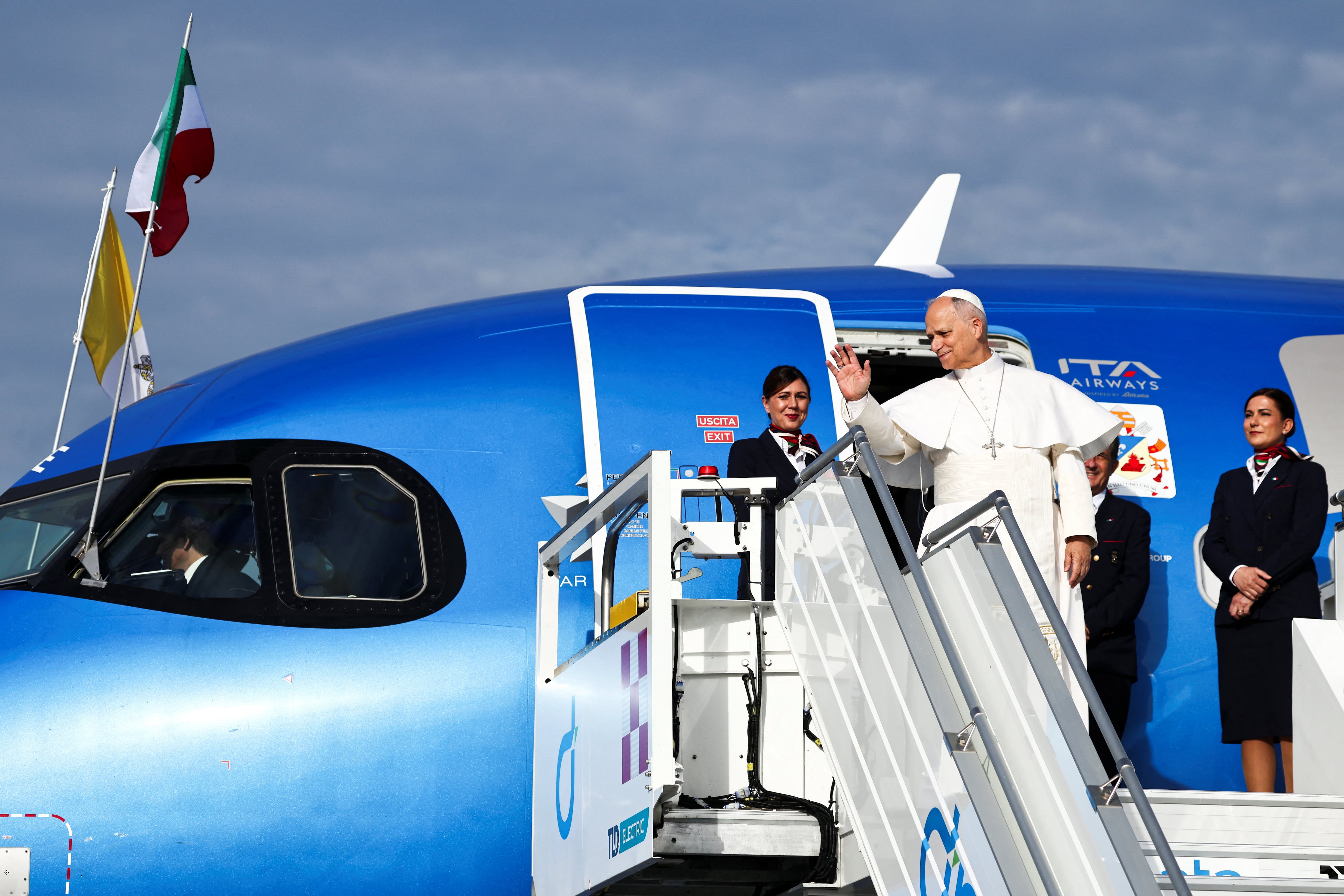 Visita del papa León XIV, en directo | Sale el avión del Papa rumbo a Madrid