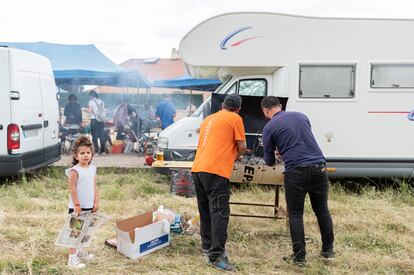 Autocaravana y barbacoa ('rally' de Villahoz). 