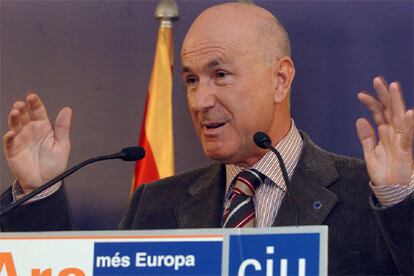 El secretario general de CiU, Josep Antoni Duran i Lleida ha expresado su "satisfacción" por el resultado, su "decepción" por la alta abstención y ha minimizado el resultado del <i>no</i>.