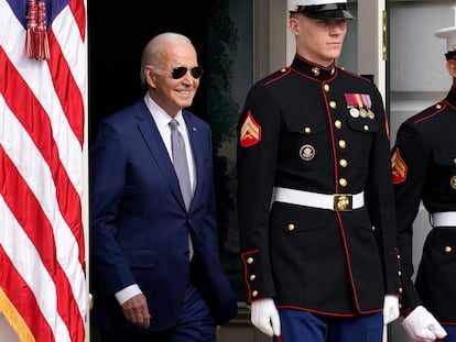 El presidente de EE UU, Joe Biden, en la ceremonia de indulto del pavo, este lunes en la Casa Blanca.