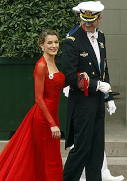 El Príncipe y Letizia Ortiz, a su llegada a la catedral de Copenhague.