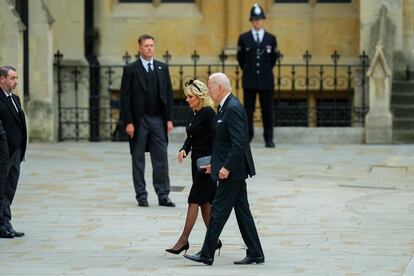 Joe y Jill Biden, presidente y primera dama de Estados Unidos respectivamente, hacían entrada este lunes a la abadía de Westminster para asistir al funeral de Isabel II.