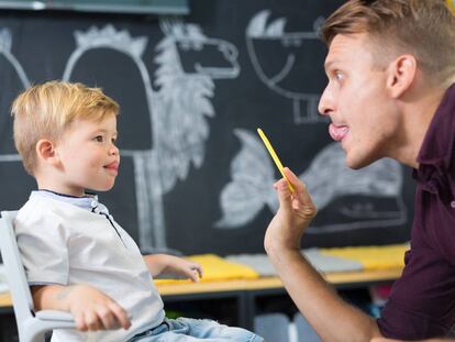 Niños que tartamudean: recorrer el camino de las palabras con ellos