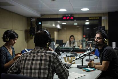 Un momento de la grabación del podcast '5W'.
