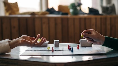 Artículo de EL PAÍS Escaparate que describe los juegos de mesa para adultos en Amazon con mejor relación-calidad precio