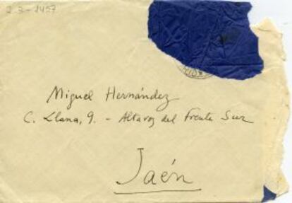 Sobre de una carta enviada por Vicente Aleixandre a Miguel Hernández.