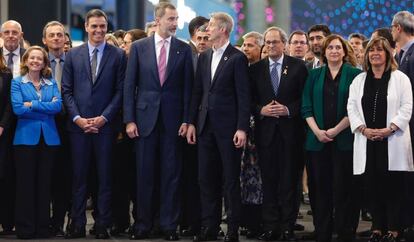 La foto de família de les autoritats al MWC.