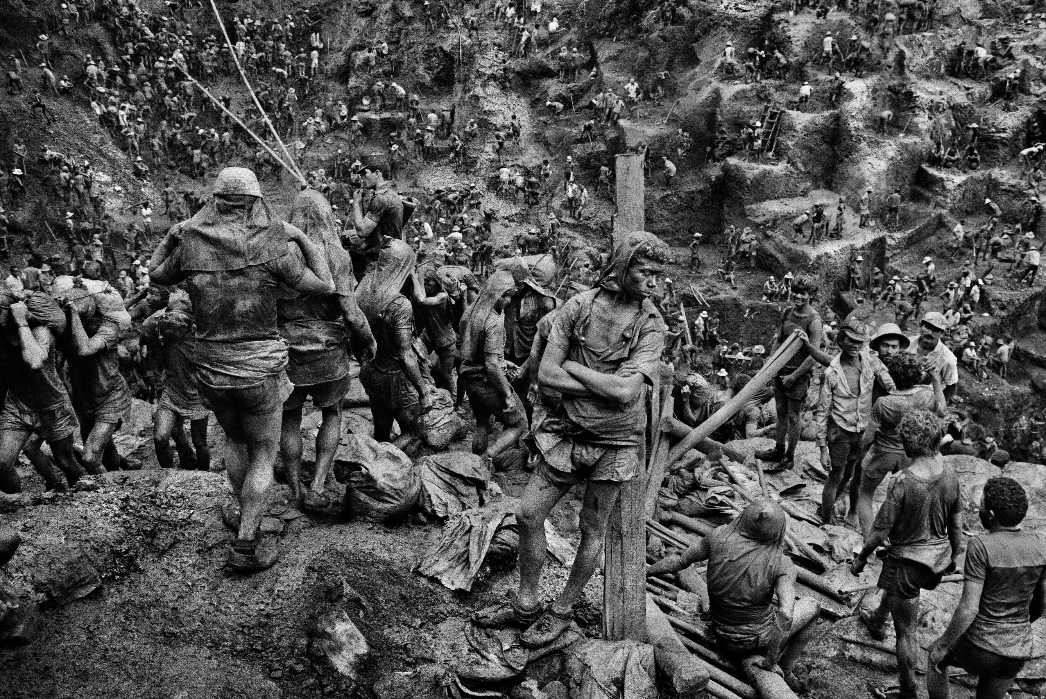 Muere Sebastião Salgado, el fotógrafo que documentó la Amazonia y denunció las injusticias sociales