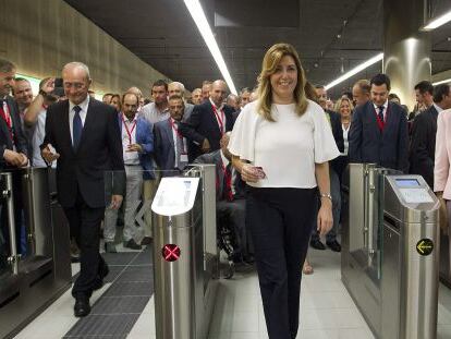 Inauguraci&oacute;n en 2014 del metro malague&ntilde;o por el alcalde de la ciudad, Francisco de la Torre; la presidenta de la Junta de Andaluc&iacute;a, Susana D&iacute;az;  la ministra de Fomento, Ana Pastor; y la consejera de Fomento y Vivienda, Elena Cort&eacute;s.