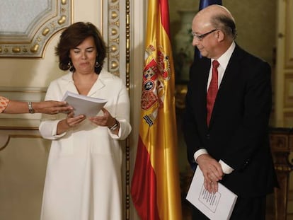 S&aacute;enz de Santamar&iacute;a y Montoro reciben el informe sobre Financiaci&oacute;n Auton&oacute;mica