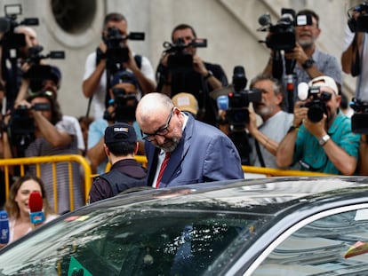 Koldo García, al salir del Tribunal Supremo, este lunes en Madrid.