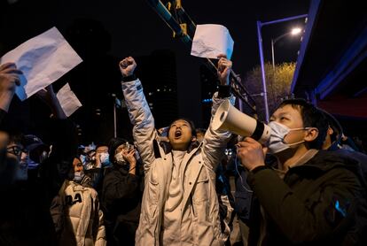 Protesta en Pekín el 28 de noviembre contra la política de covid cero.