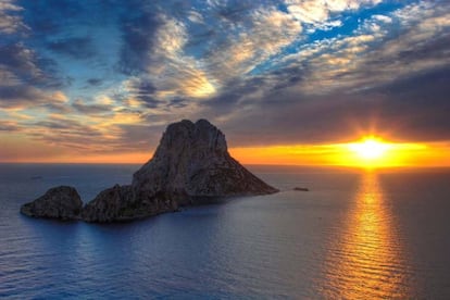 Islote de Es Vedrá, cerca de la isla de Ibiza.