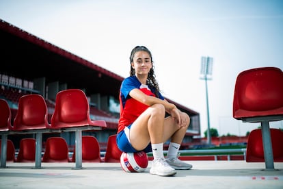 Yolanda Sierra, una de las capitanas del filial del Atlético, el pasado viernes en la ciudad deportiva del club en Alcalá de Henares.
