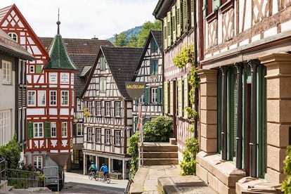 La población medieval de Schiltach, a una hora al norte de Friburgo (Alemania).