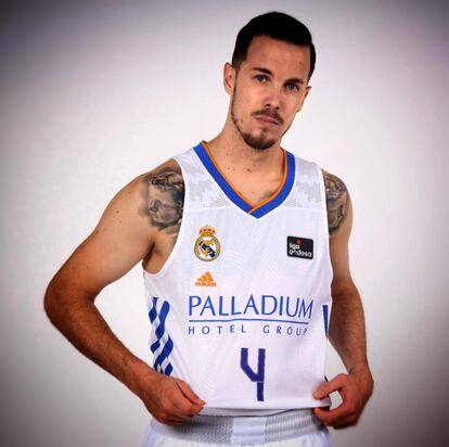 Thomas Heurtel posa en la sesión de fotos oficial de la ACB