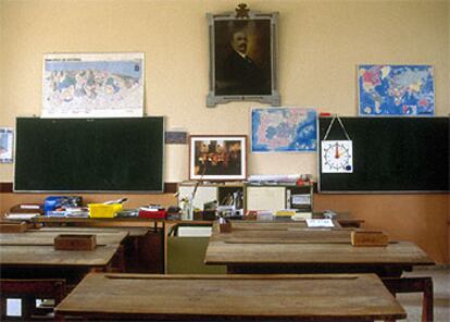 Aula de la escuela de Logrezana (Carreño, Asturias), construida en 1923 por el indiano Manuel González Martínez.