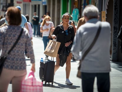 Ambiente en la calle Preciados de Madrid.