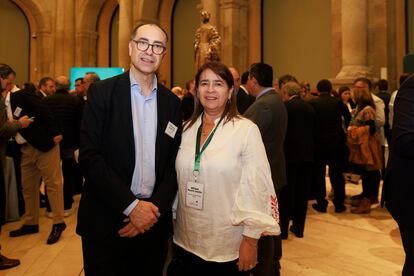 Francisco Cuadrado, presidente de Santillana Latinoamérica, y Miriam Janette Ponce Vertiz, ministra de Educación de Perú.