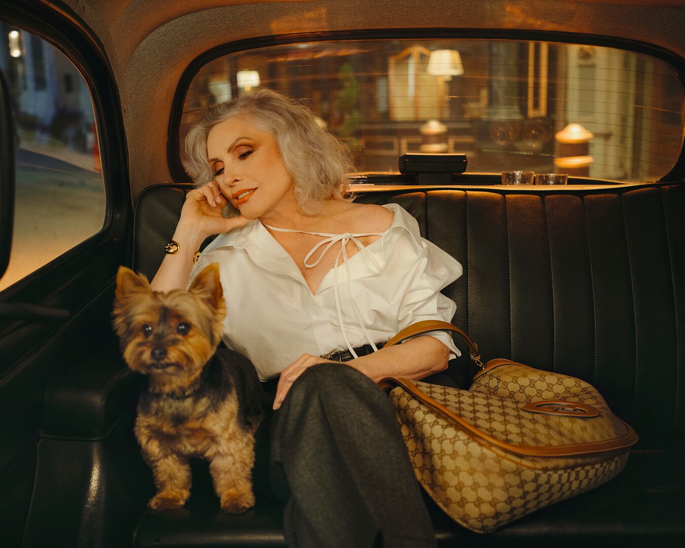 Debbie Harry protagoniza la nueva campaña del bolso Gucci Blondie