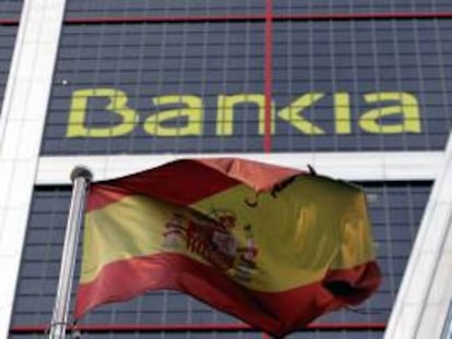 La exconsejera de Bankia Araceli Mora ha acusado hoy a la auditora Deloitte de retrasar su informe sobre las cuentas de la entidad que dieron unos beneficios de 309 millones de euros y que al reformularlas arrojaron pérdidas millonarias ante las "negociaciones" que había en el seno de la dirección de la entidad. EFE/Archivo