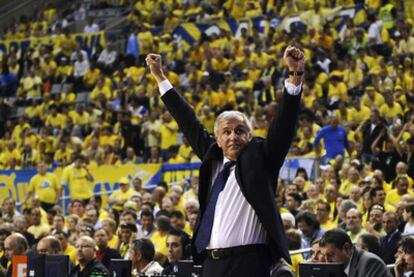 Obradovic celebra el pase a la final del Panathinaikos.