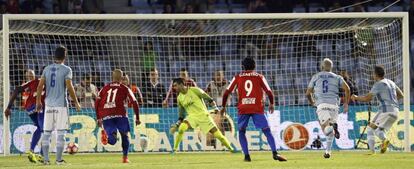 Gol de penalti de Iago Aspas que supuso la última derrota del Sporting.