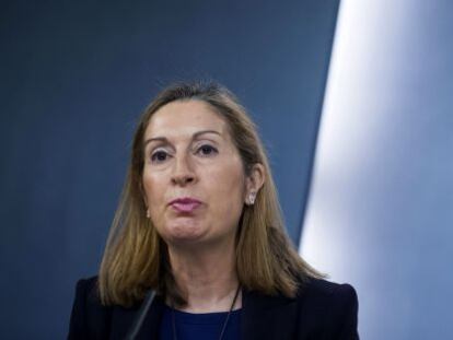 La ministra de Fomento, Ana Pastor.