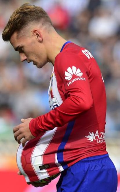 Griezmann celebra su gol ante la Real.