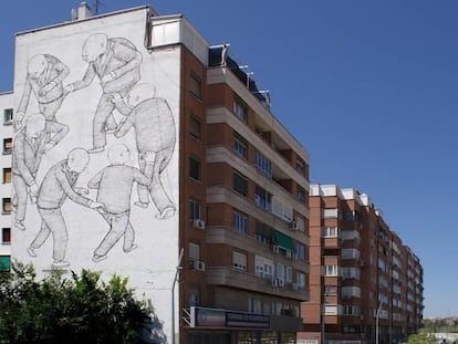 Así era el mural del artista italiano Blu en Usera.