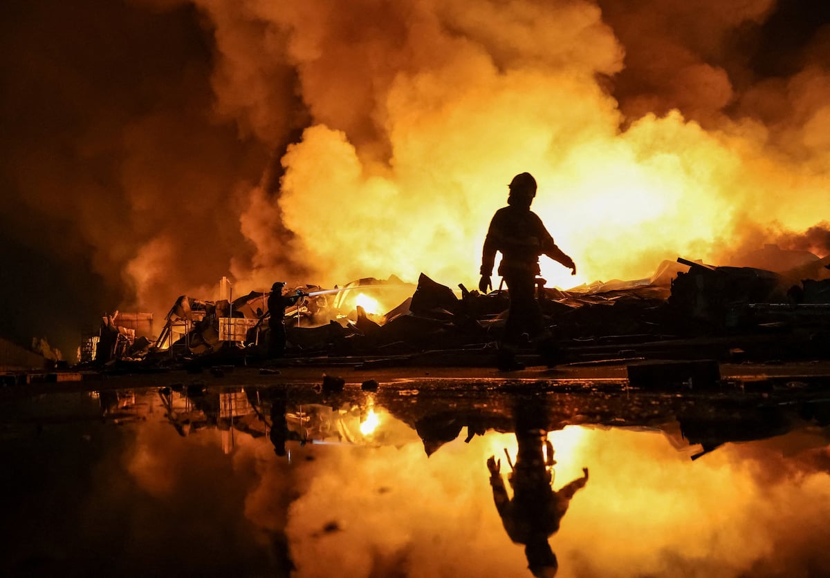 Al menos 17 muertos en ataques rusos con misiles balísticos y drones en la región de Kiev