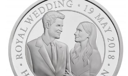 La moneda lanzada con motivo de la boda entre el príncipe Enrique y Meghan Markle. 