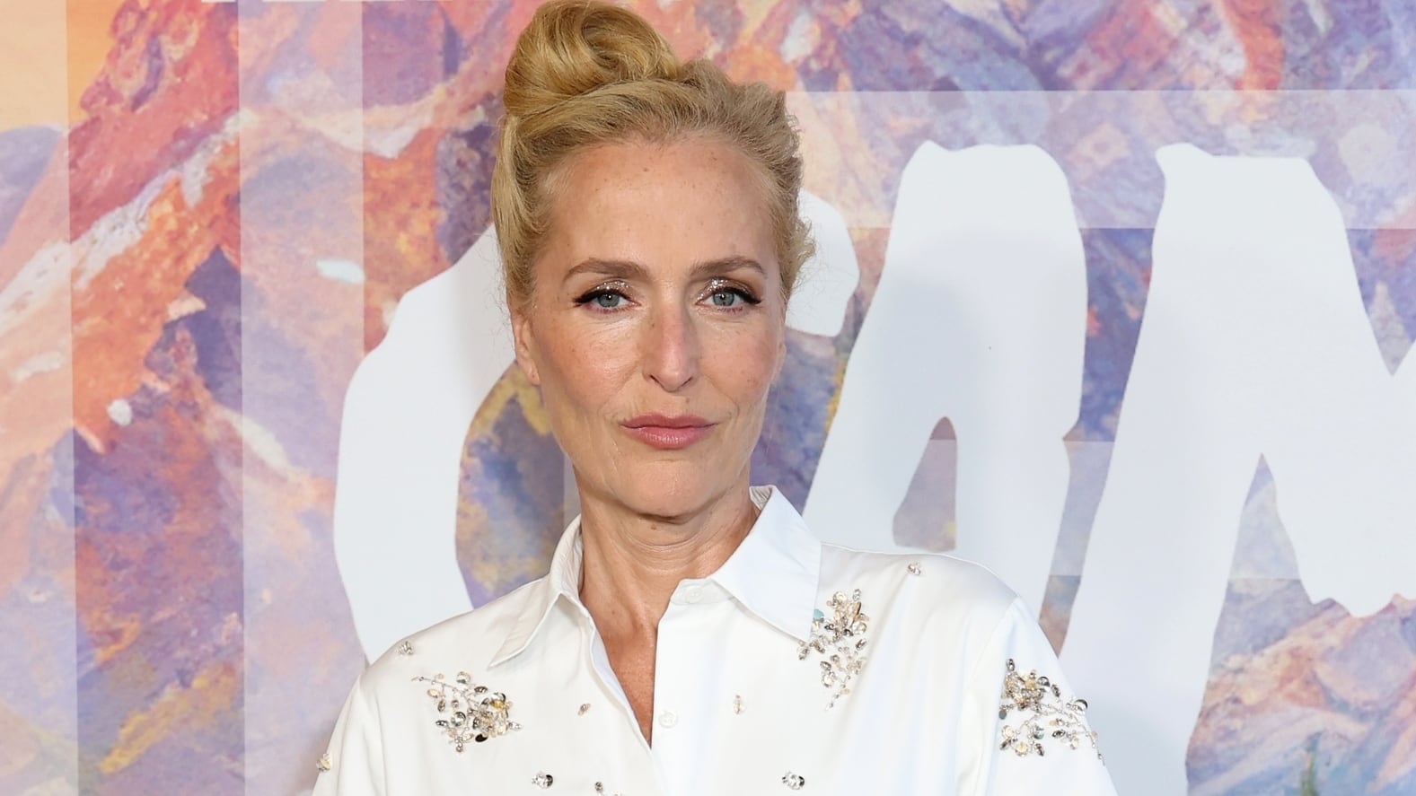 La actriz Gillian Anderson se define como pansexual: “En mi juventud tuve relaciones con mujeres”