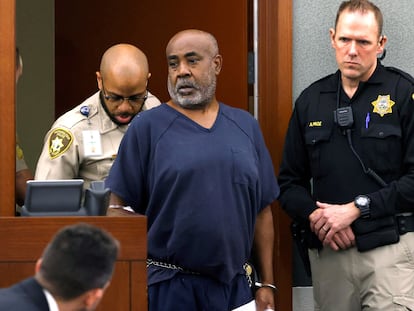 Duane Davis llega a una audiencia en el tribunal, el pasado 4 de octubre. Este jueves se ha declarado "no culpable" de la muerte de Tupac Shakur.