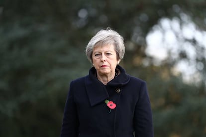 La primera ministra británica, Theresa May, durante el centenario del fin de la Primera Guerra Mundial en el norte de Francia el 9 de noviembre de 2018.