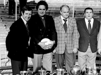 Raymond  Kopa, Jose Hector Rial, Alfredo Di Stefano, Ferenc Puskas y Paco Gento en 1977.