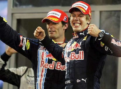 Webber y Vettel celebran el doblete de Red Bull en el último gran premio de la temporada.