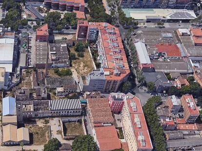 Vista de la parcela de la antigua fábrica de Can Ricart en Barcelona.