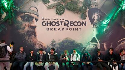 Jugadores de 'Tom Clancy's Ghost Recon: Breakpoint' de Ubisoft en 2019 en Paris.