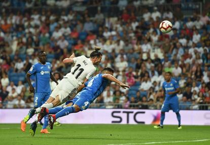 Bale remata de cabeza.
