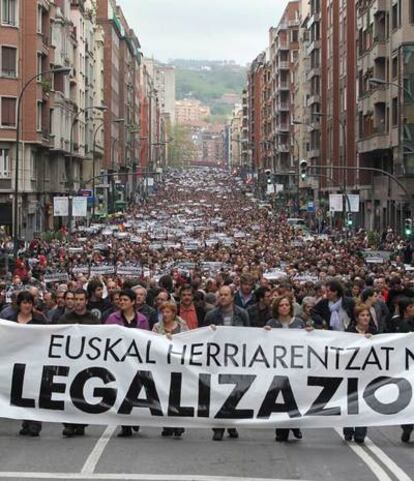 Marcha por la legalización de Sortu, ayer en Bilbao.