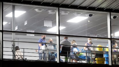 Imagen del interior del punto de vacunación masiva del Wizink Center en Madrid.