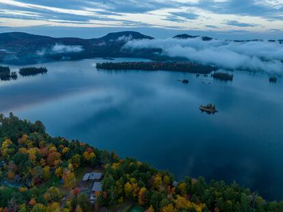 Vista aérea de las montañas de Adirondack, donde se sitúa 'El dios de los bosques'.