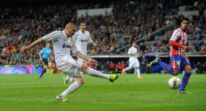 Benzema anota el tercer tanto del Madrid